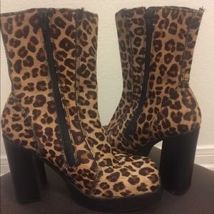 Steve Madden Platform Leopard Print Boots